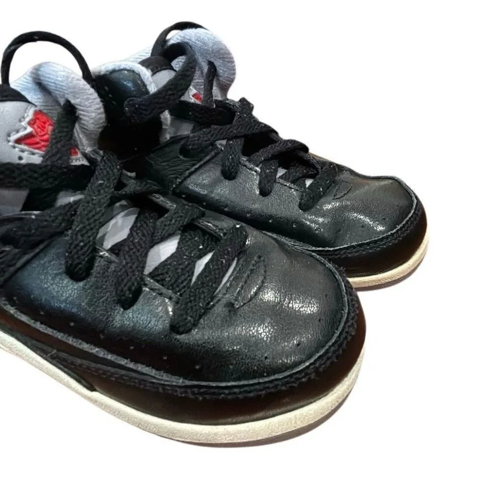 Nike Air Jordan 2 Unisex Kids Black/Gray/Red/White Leather Mid Top Sneakers 8C